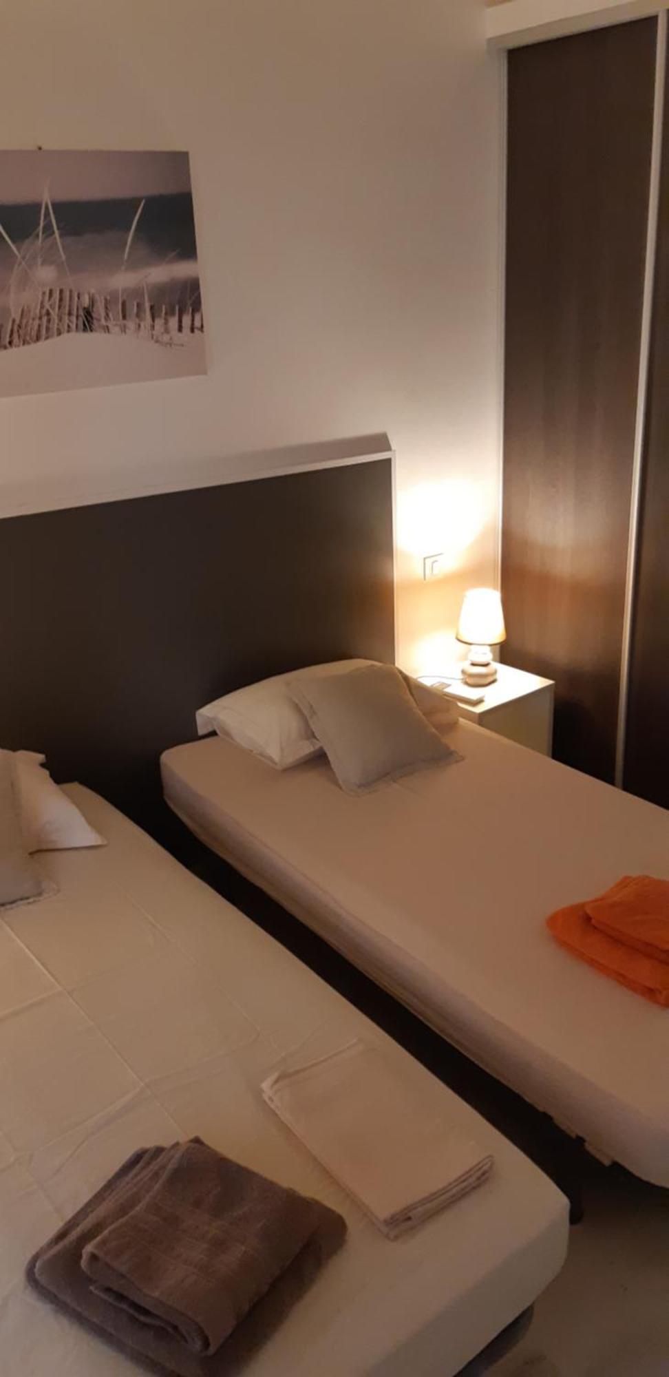 Day'S Inn Cannes Esterno foto